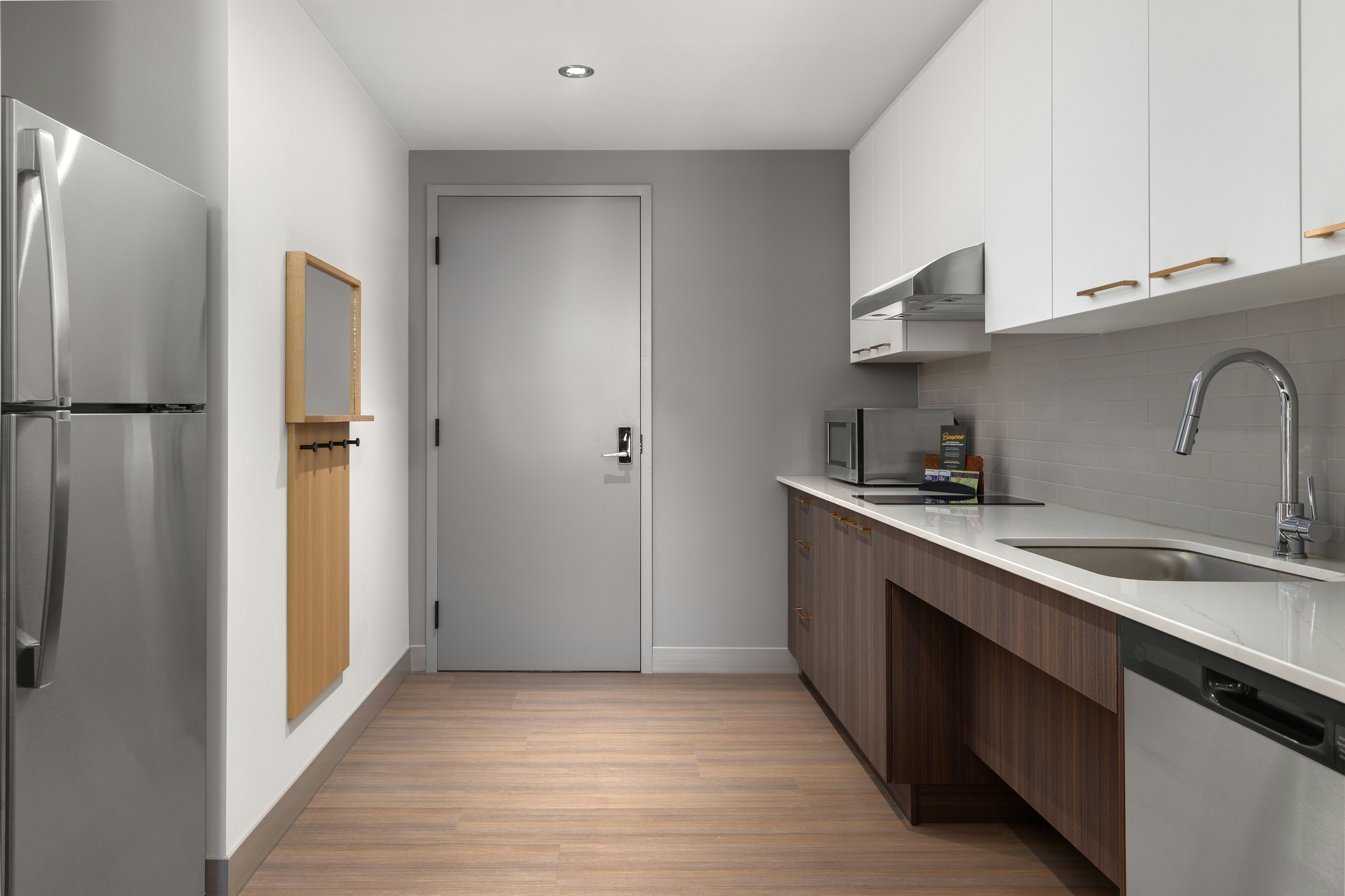 جناح استوديو بسريرين كوين بحوض استحمام، Staybridge Suites Montreal Airport - St-Laurent 4/4