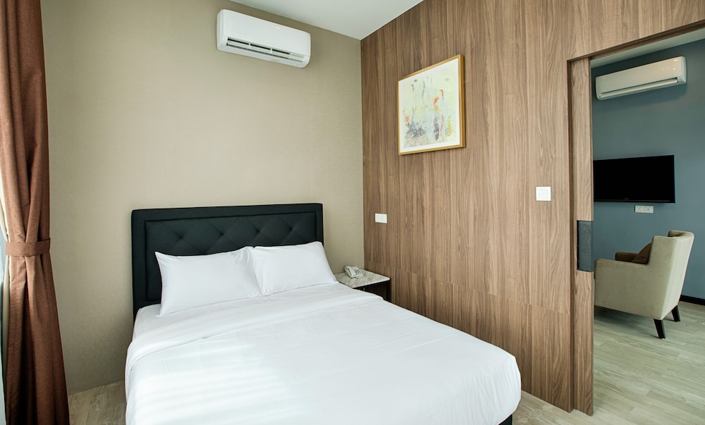 Mtree Hotel Nilai 12/31