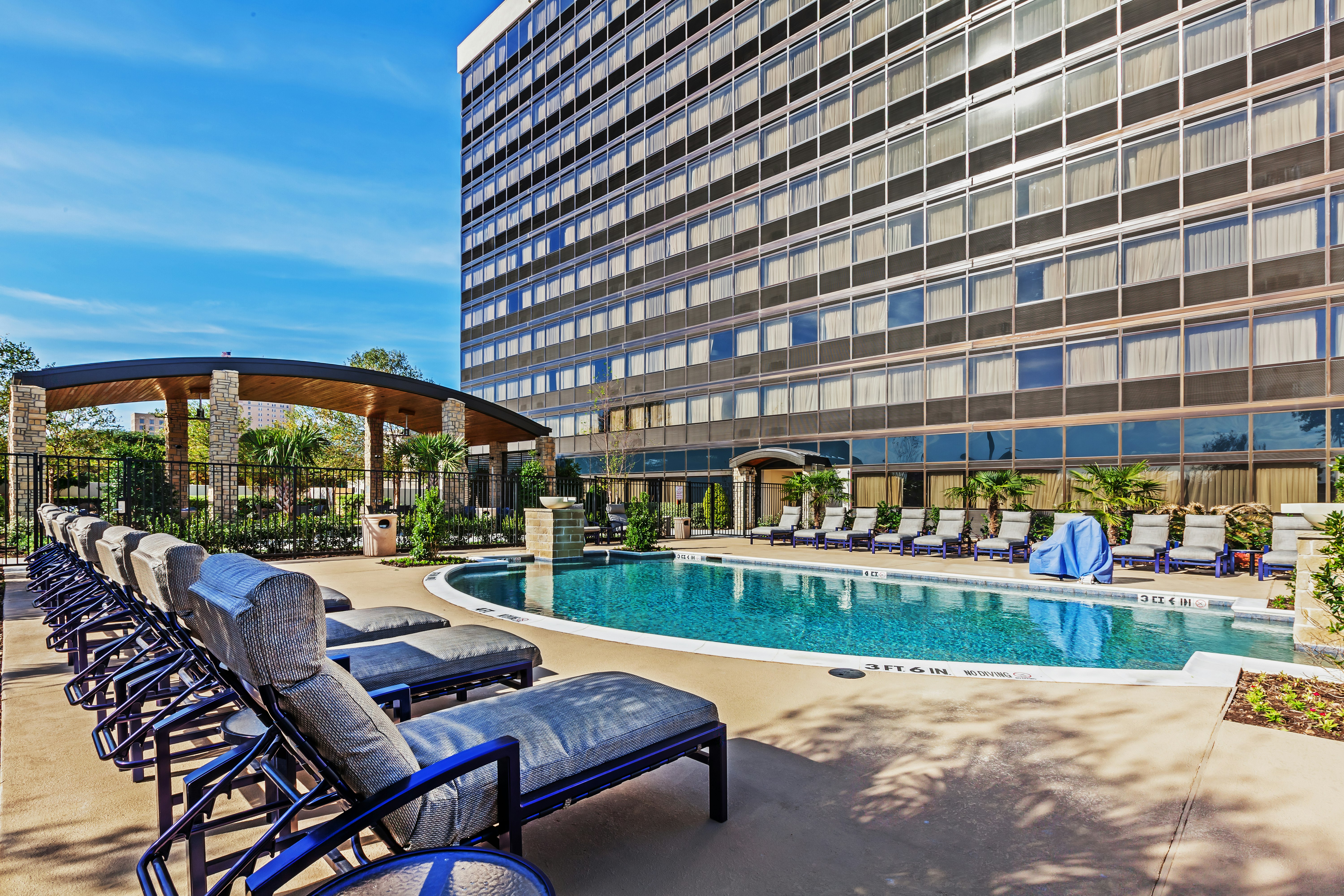 Hilton Waco 50/50
