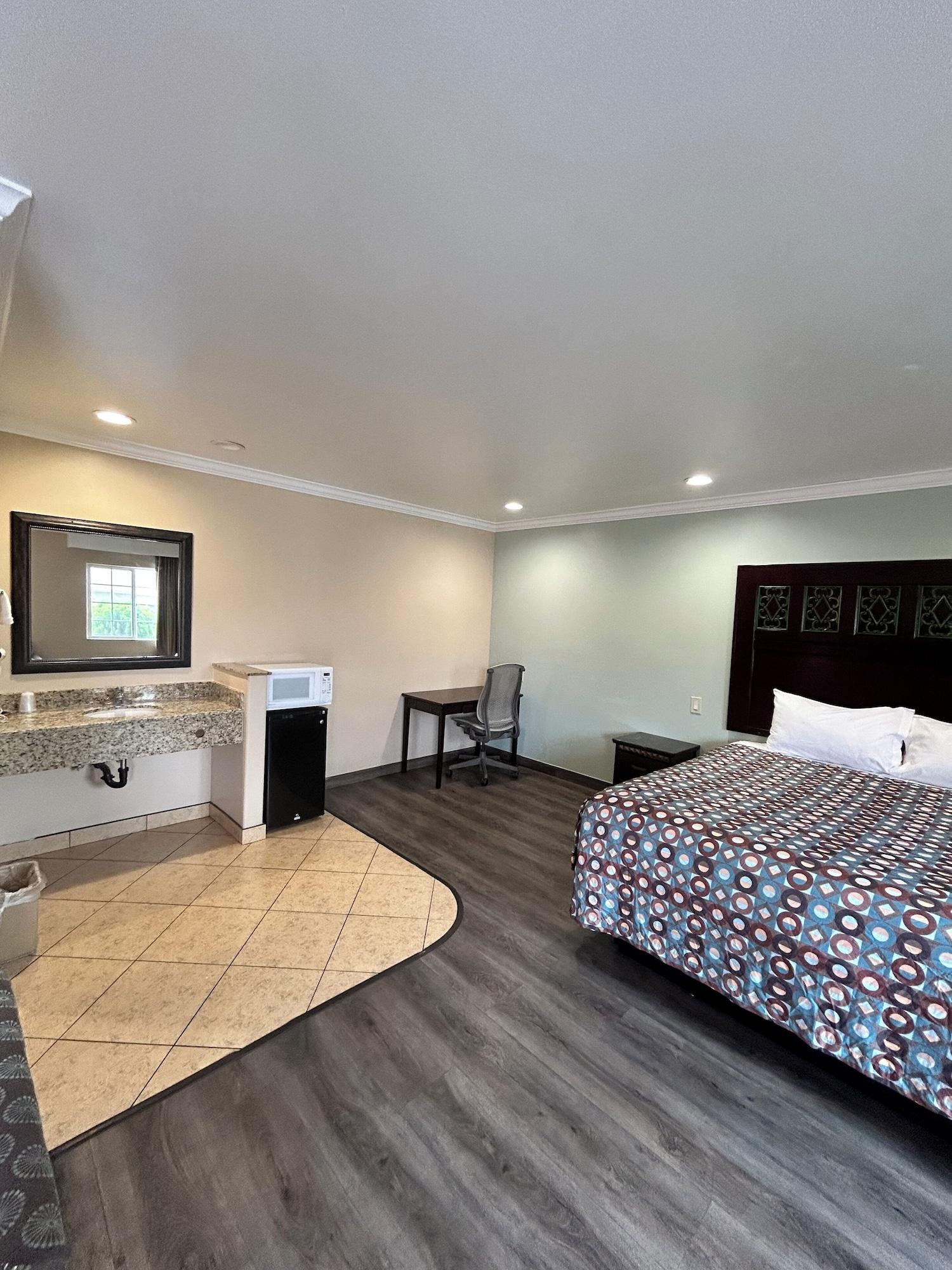 Hyland Motel 11/31
