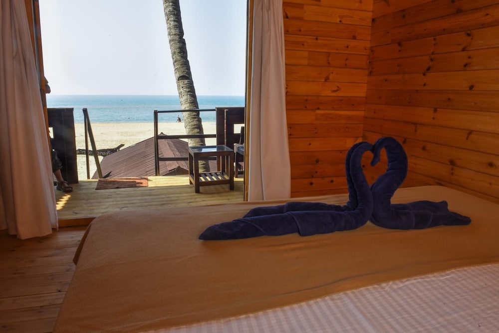 Agonda Paradise 18/50