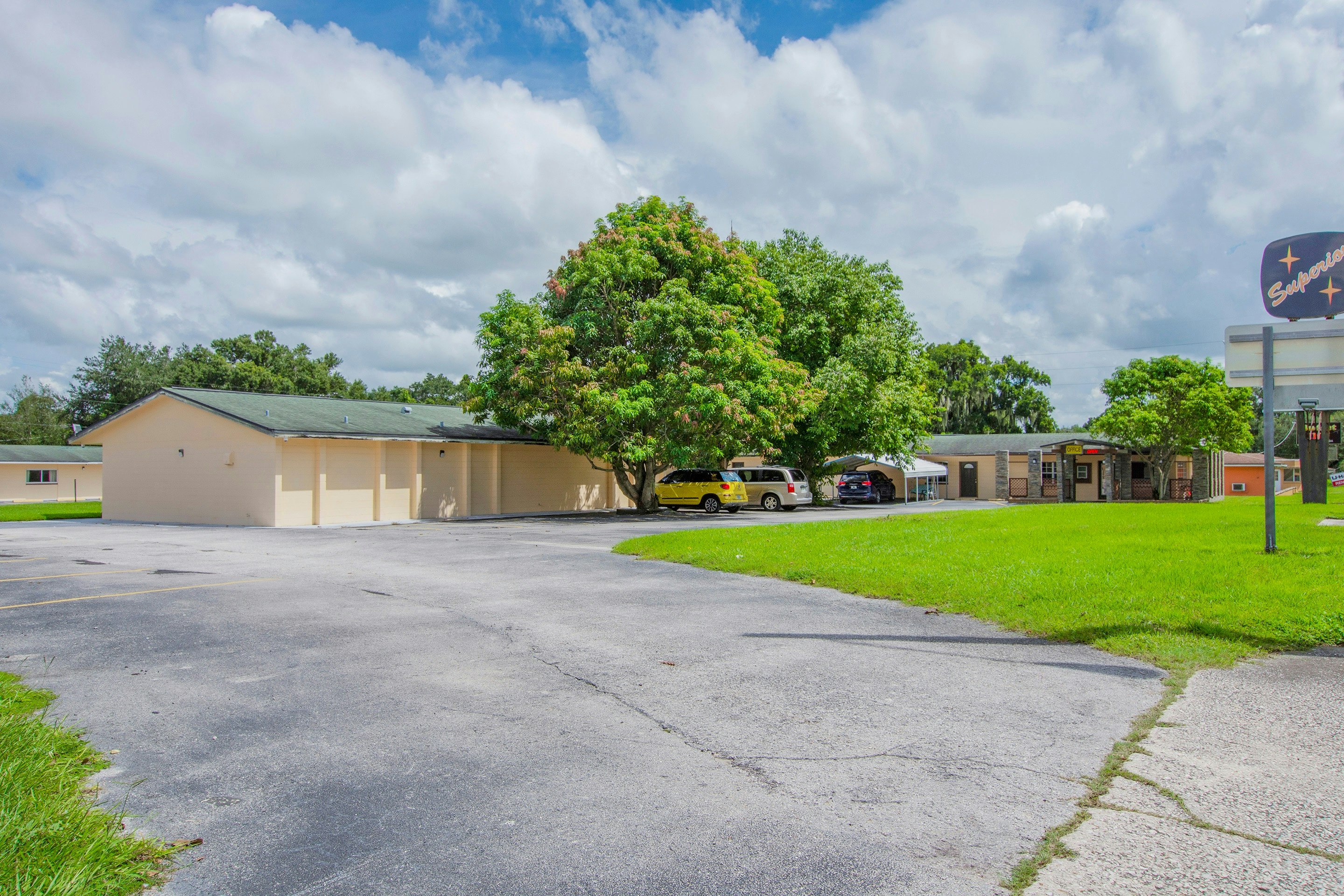 OYO Superior Budget Inn Bartow 18/23