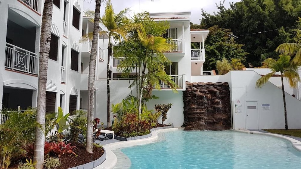 Alassio Palm Cove 25/31