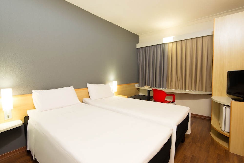 Ibis Sao Jose Dos Campos Dutra 18/50