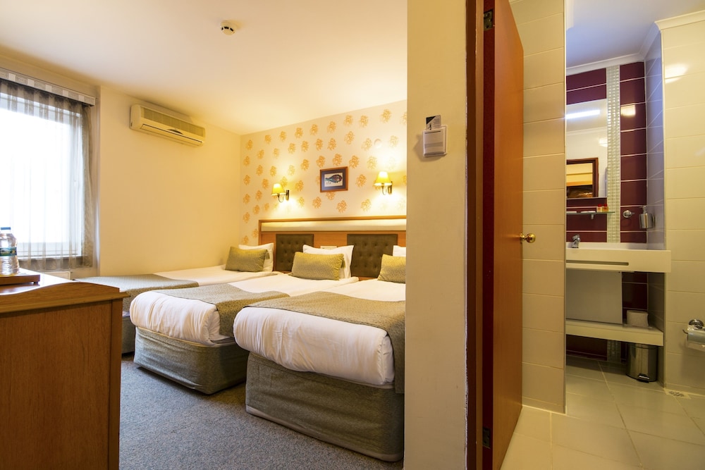 Canak Hotel 15/61