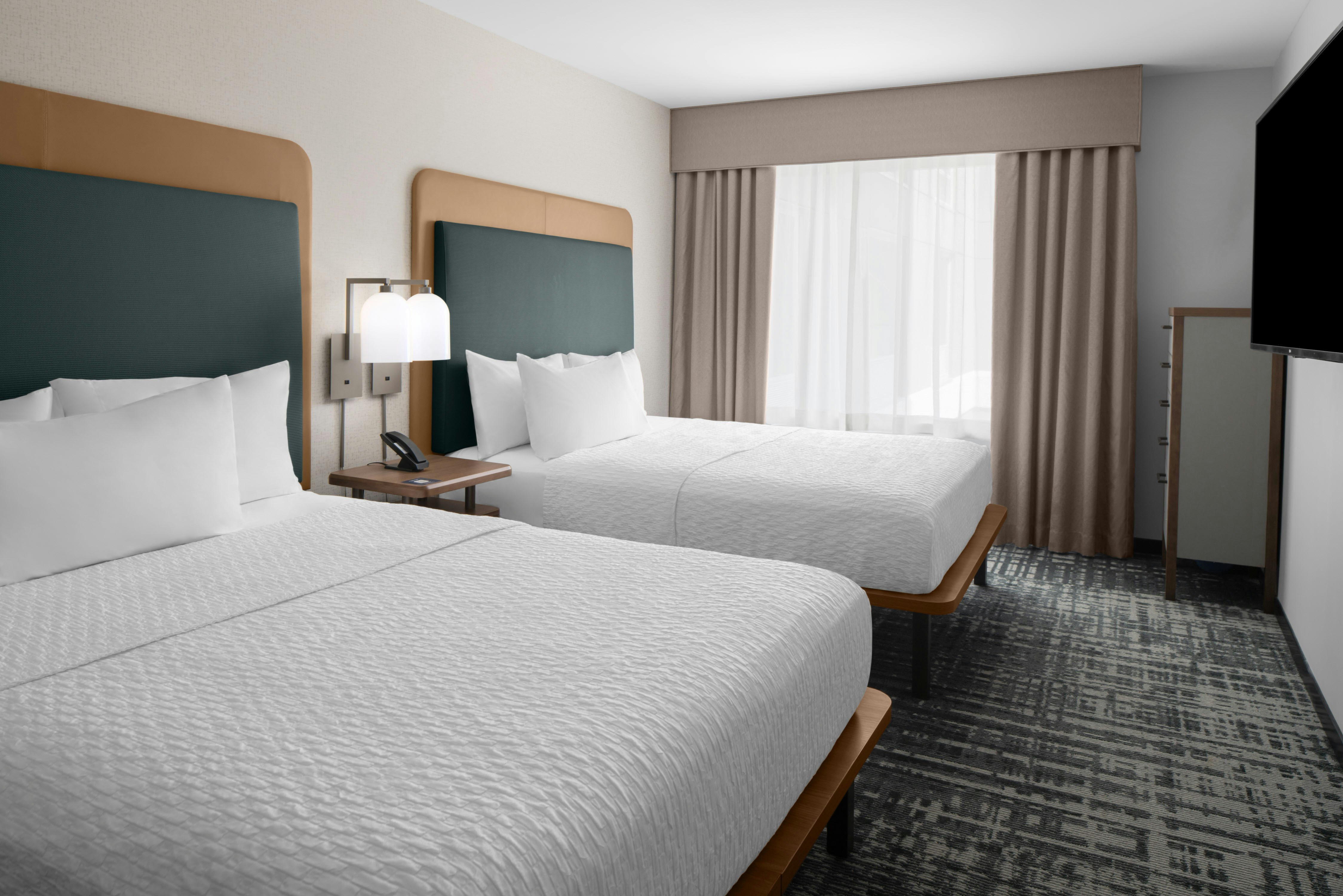 1 BEDROOM, SUITE, 2 QUEEN BEDS
