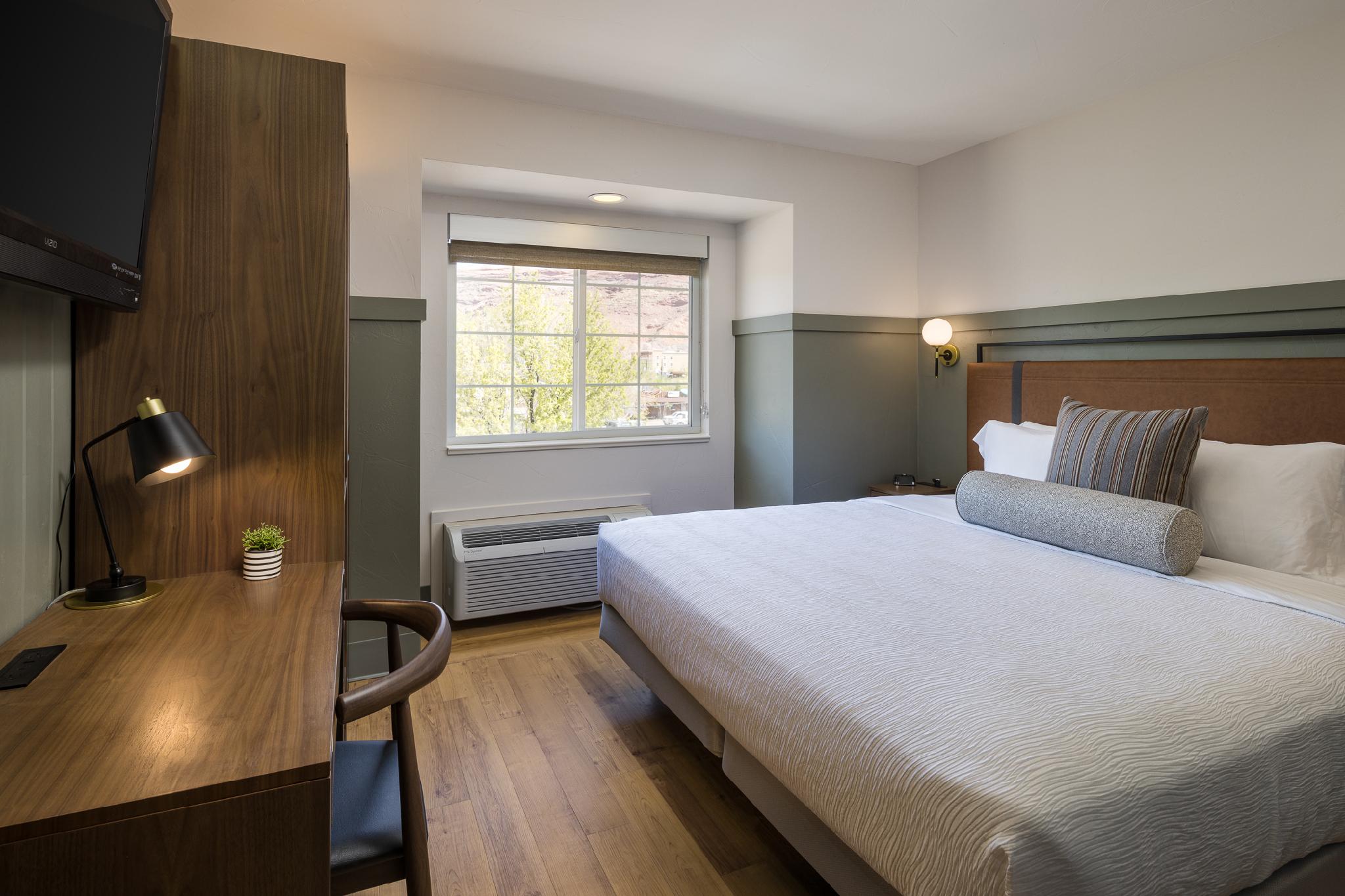 Room, King Bed