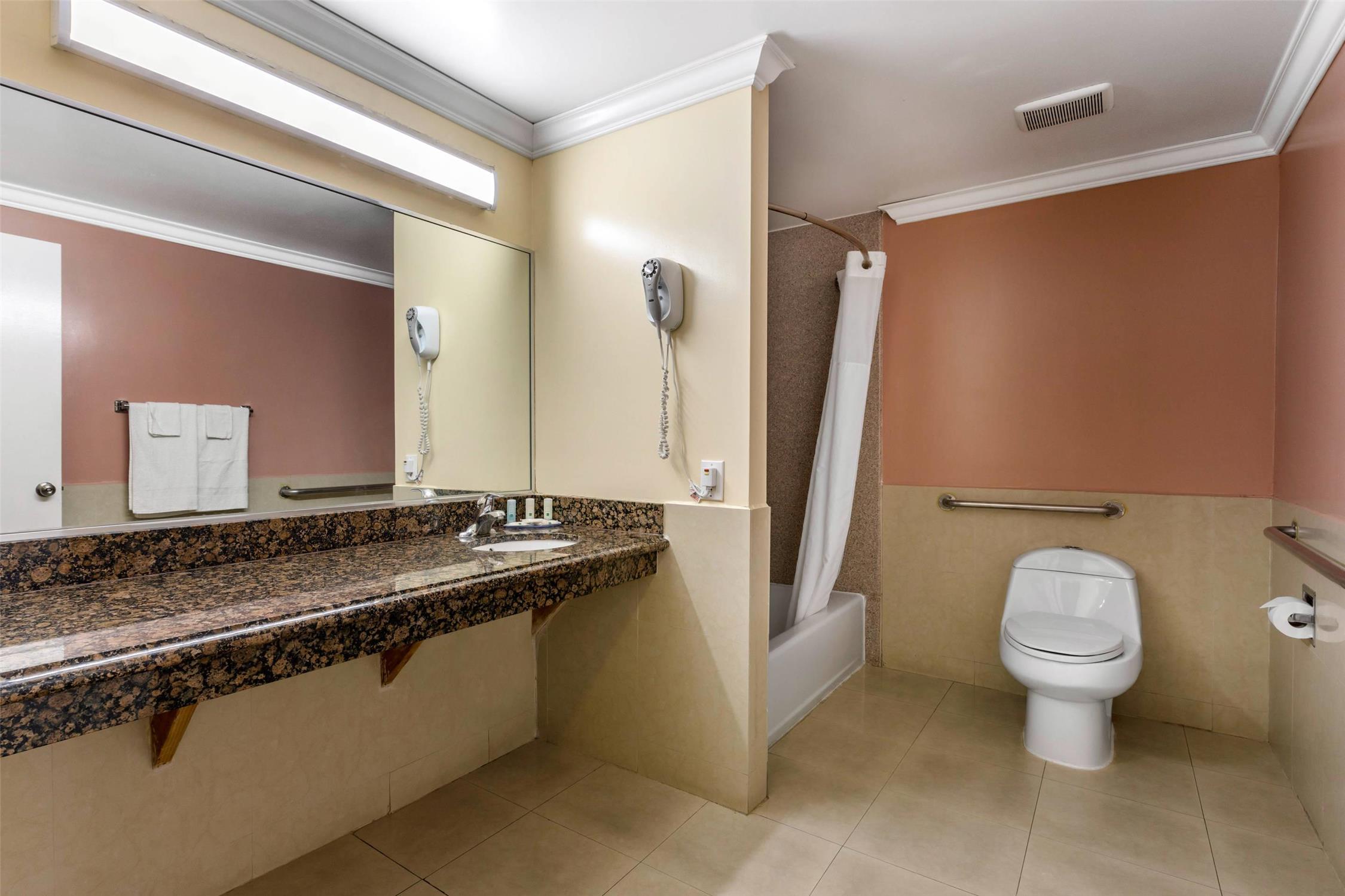 Quality Inn - Torrance Lomita 32/32