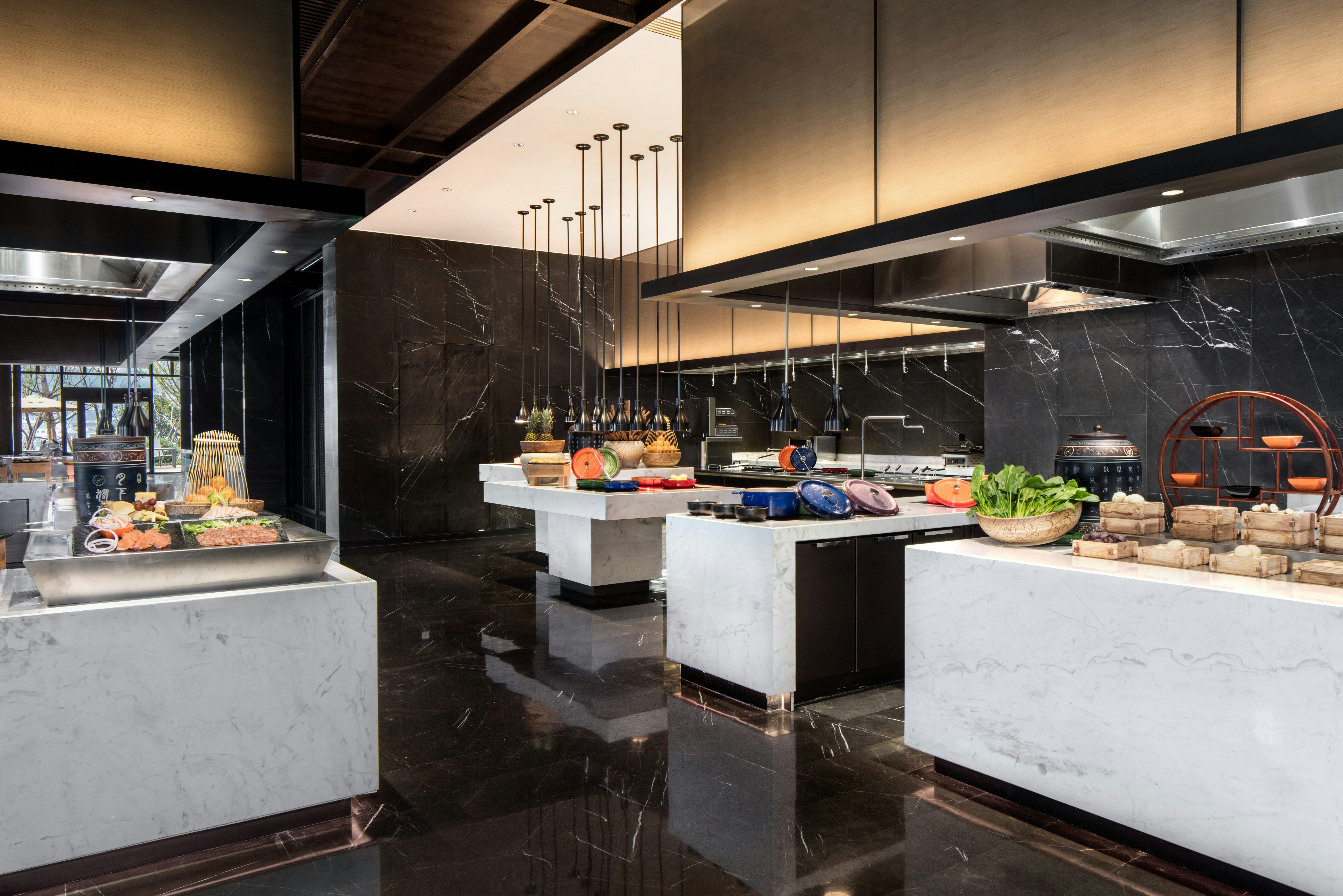 Hilton Ningbo Dongqian Lake Resort 8/41