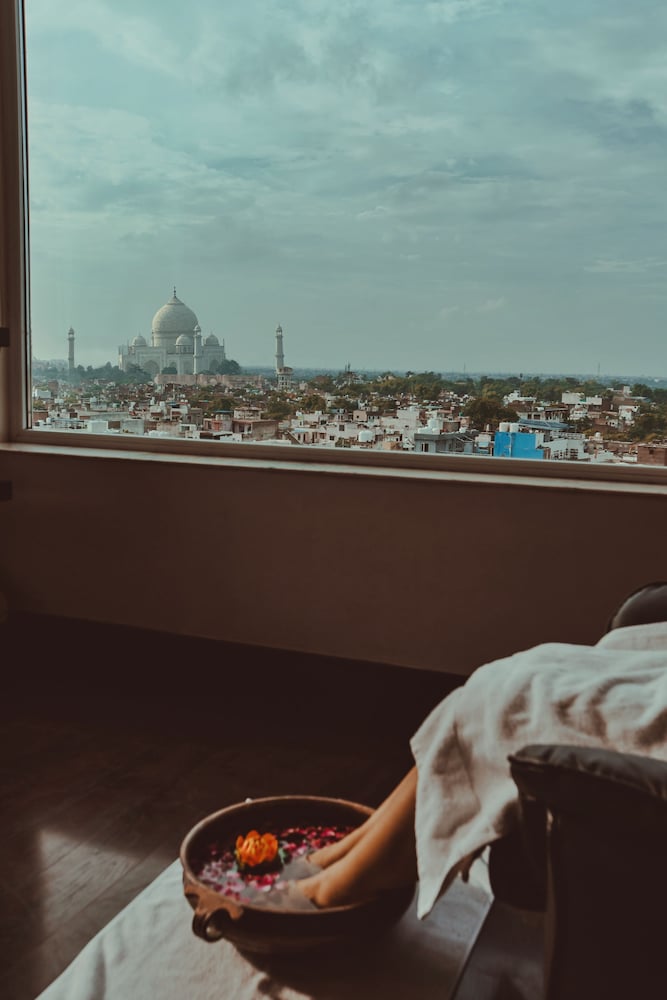 Radisson Hotel Agra 64/68