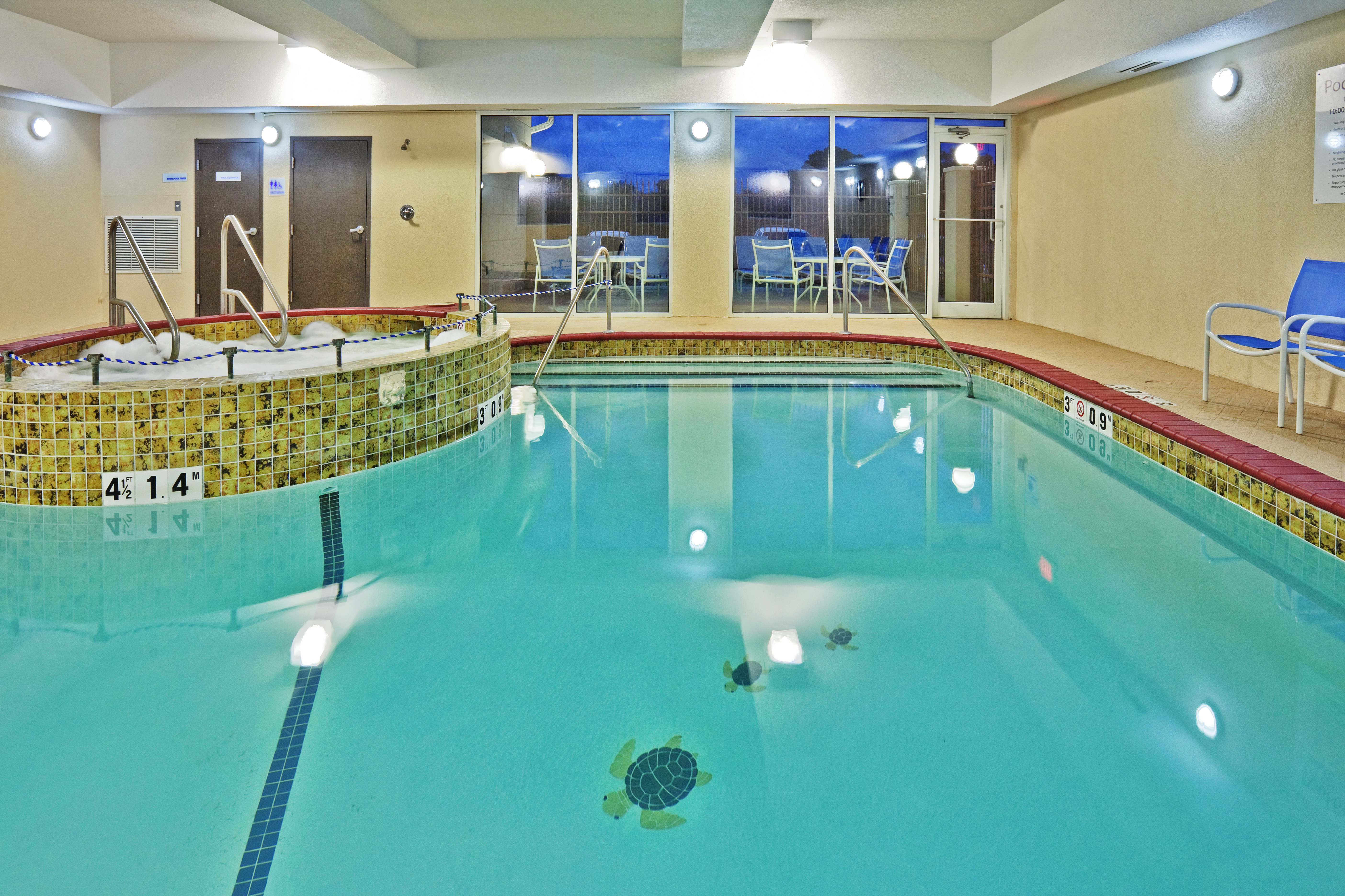Holiday Inn Express and Suites Woodward Hwy 270 26/46