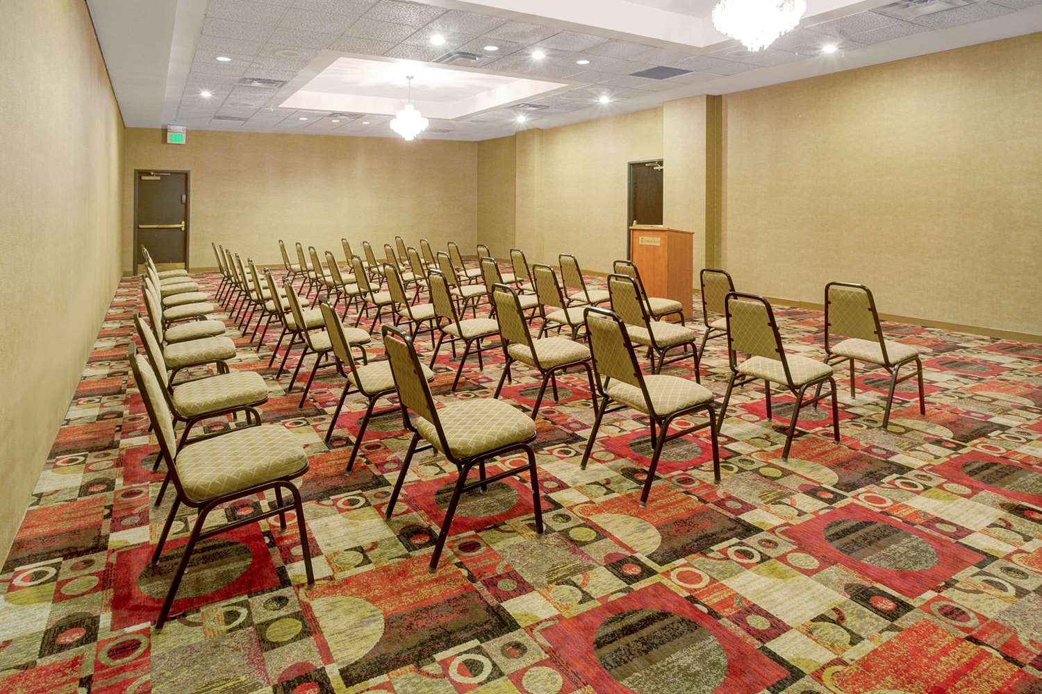 Four Points by Sheraton Englewood 14/18