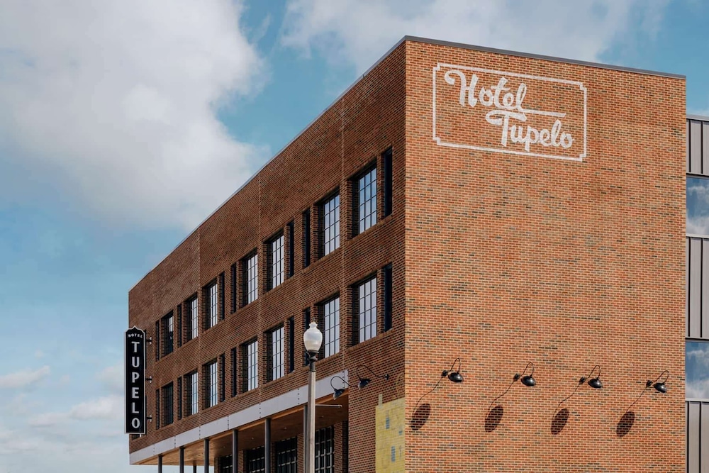 Hotel Tupelo, a Wyndham Hotel 2/56