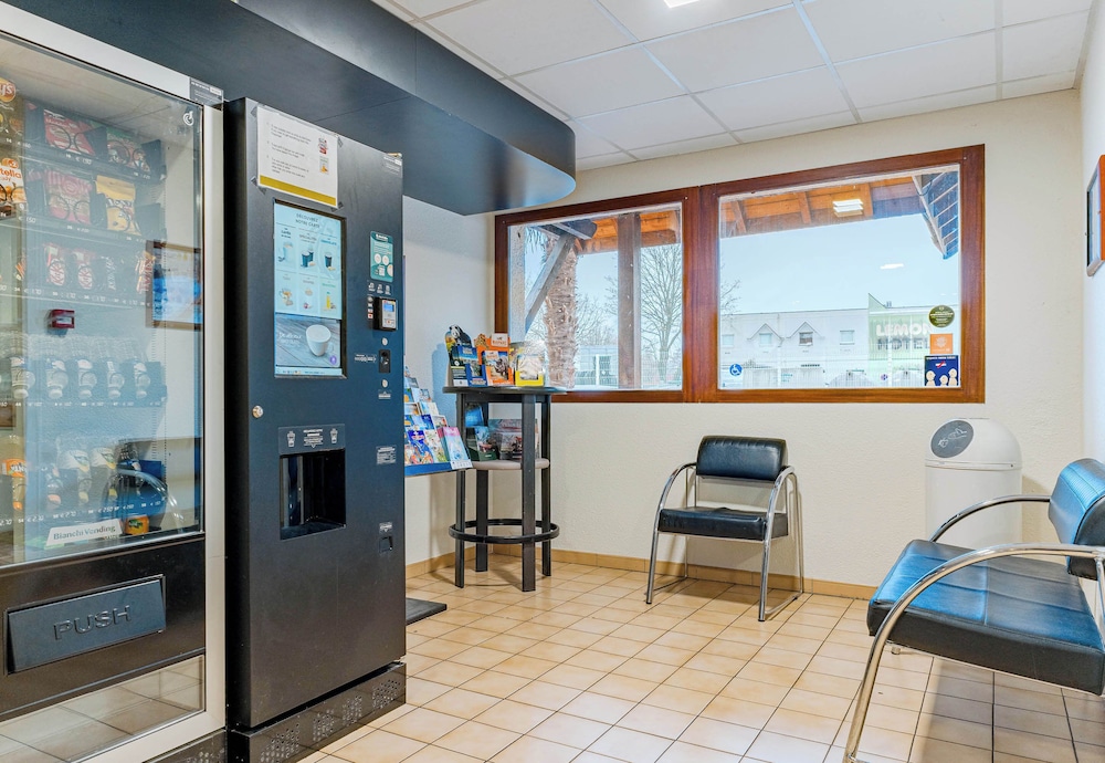 B&B HOTEL Chatellerault 27/40