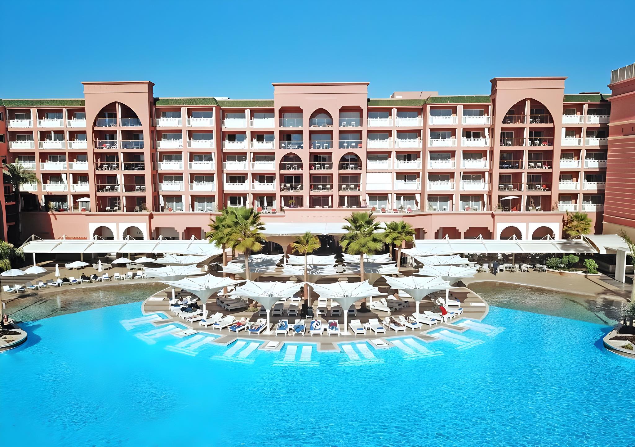 PRESTIGE 1 BEDROOM SUITE POOL VIEW