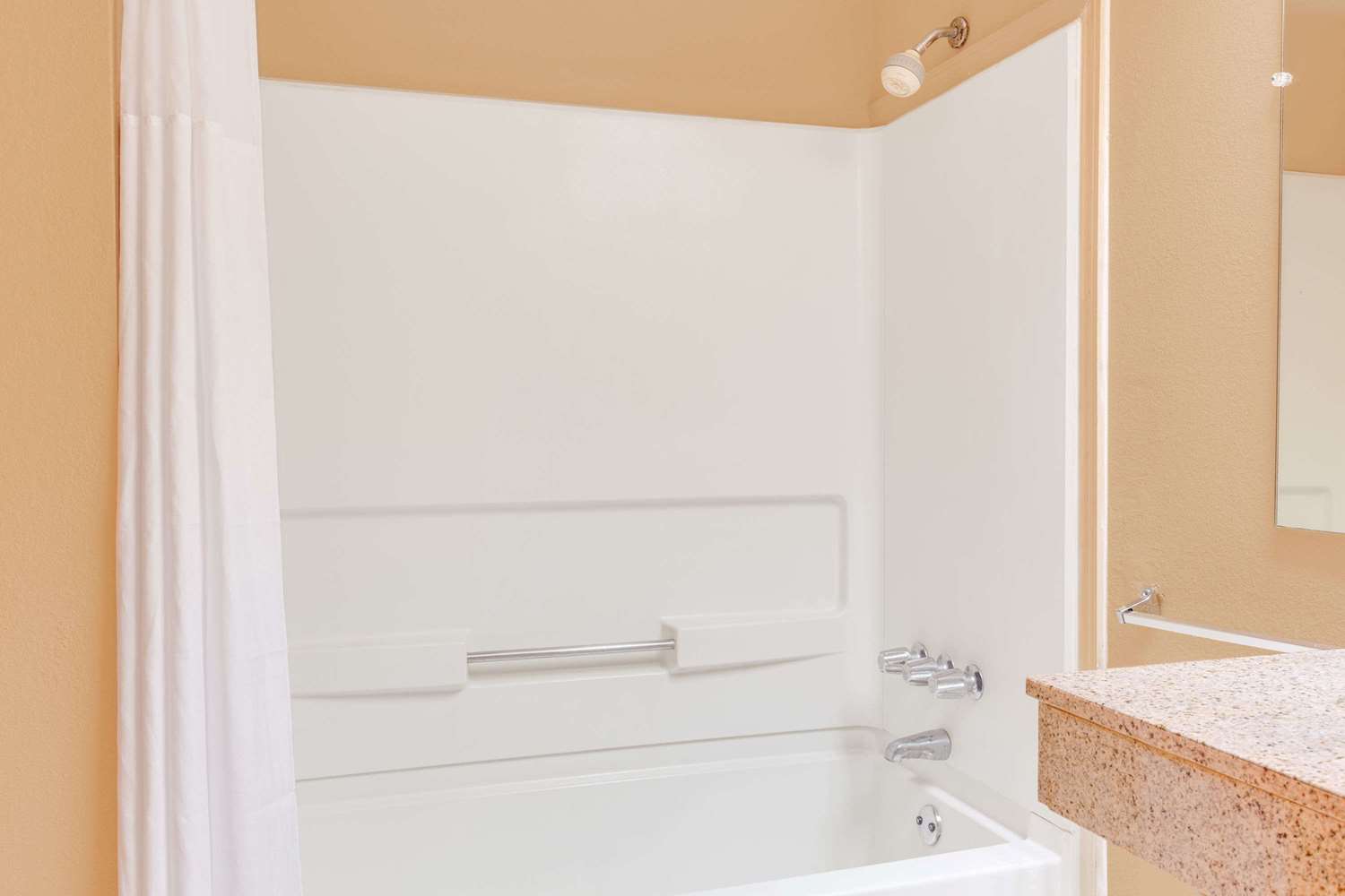 Americas Best Value Inn Aiken 7/8