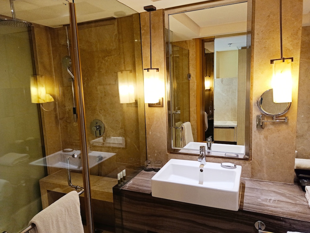 Courtyard Bilaspur 49/49