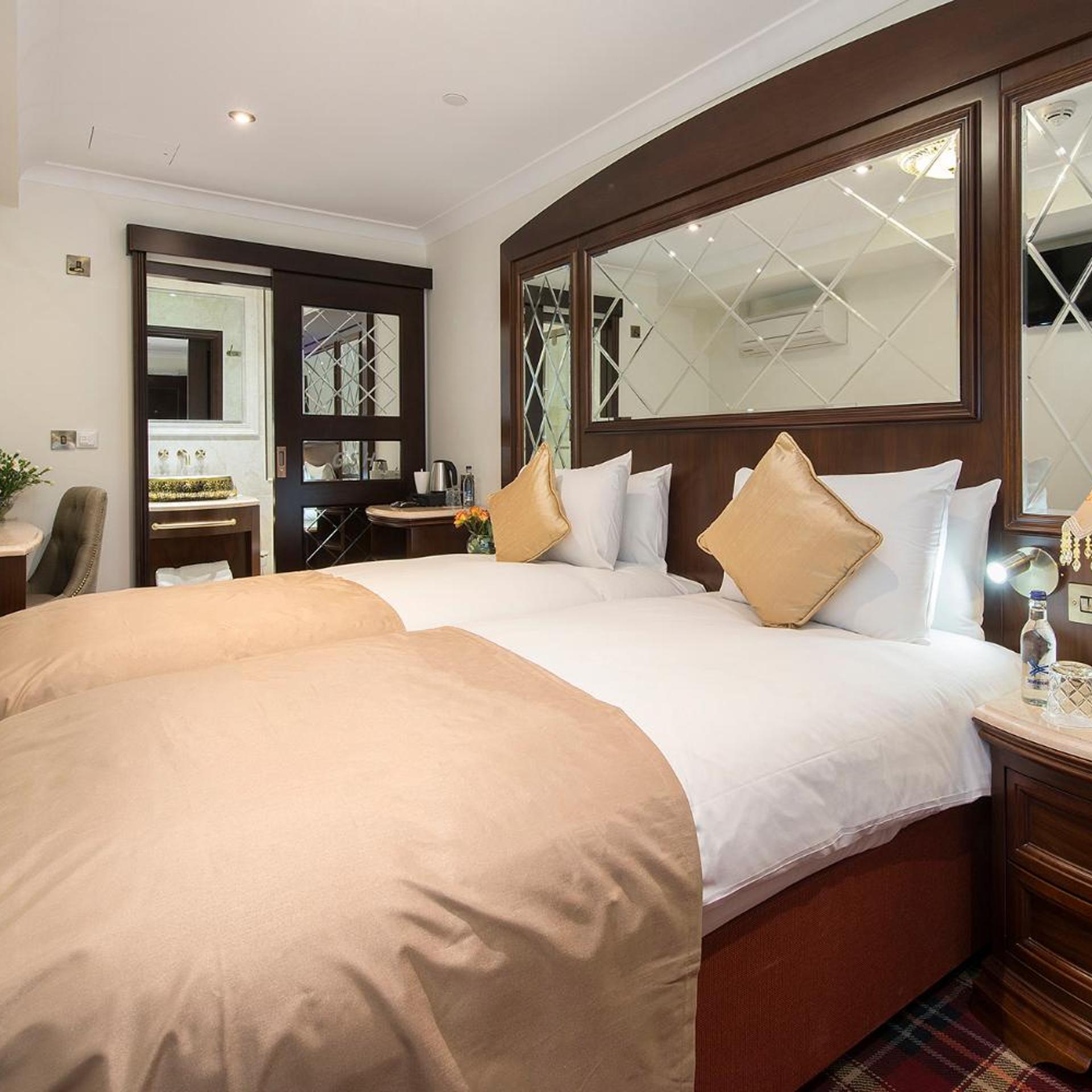 Serenity, Double or Twin Bed, No Window