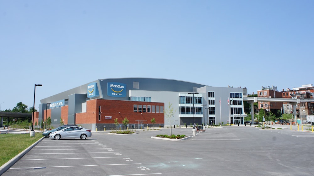 Residence & Conference Centre - Welland 39/50
