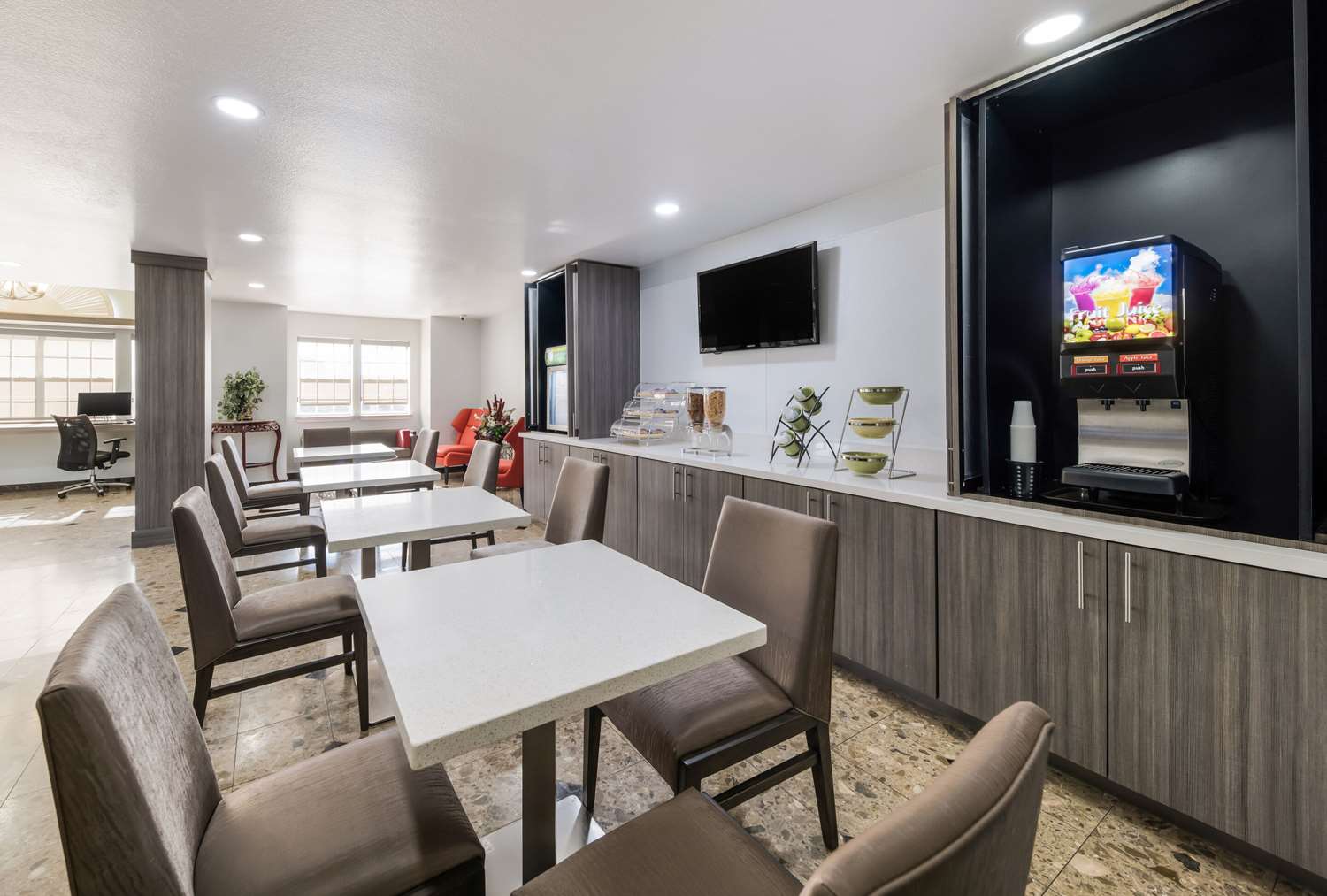 Quality Inn & Suites North Mesquite I-30 27/36
