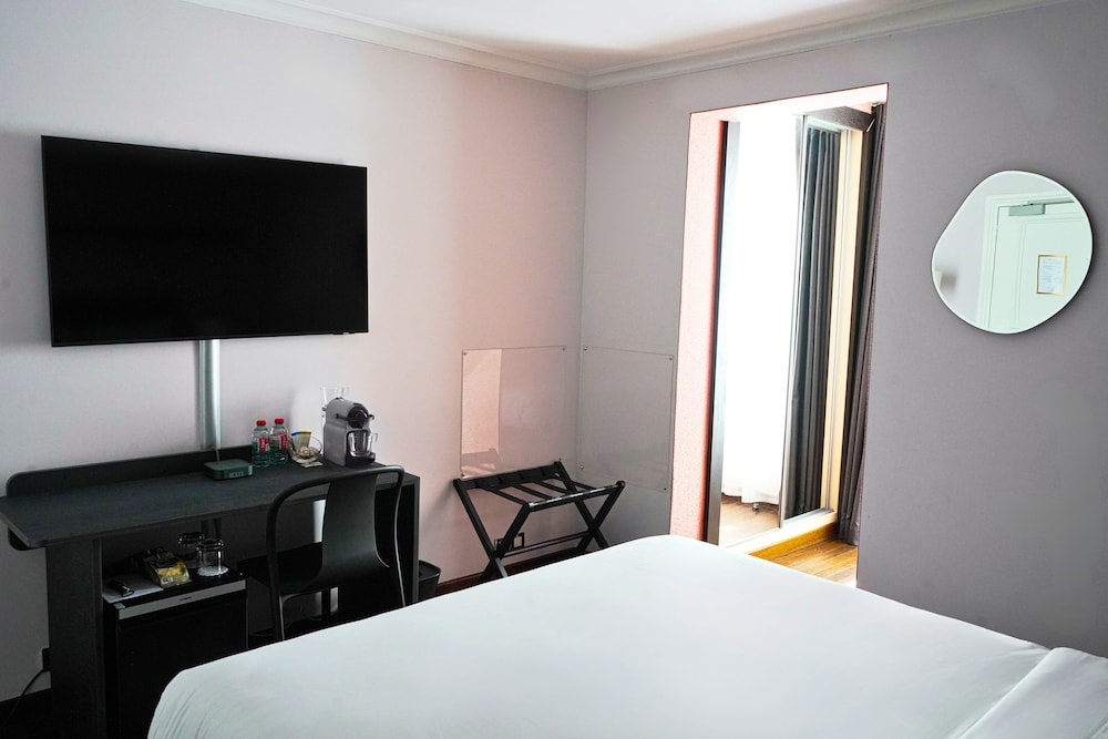 Hotel Elysee Regencia 46/50