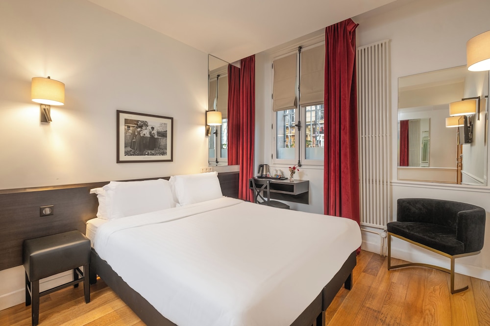 Hotel College De France 31/61