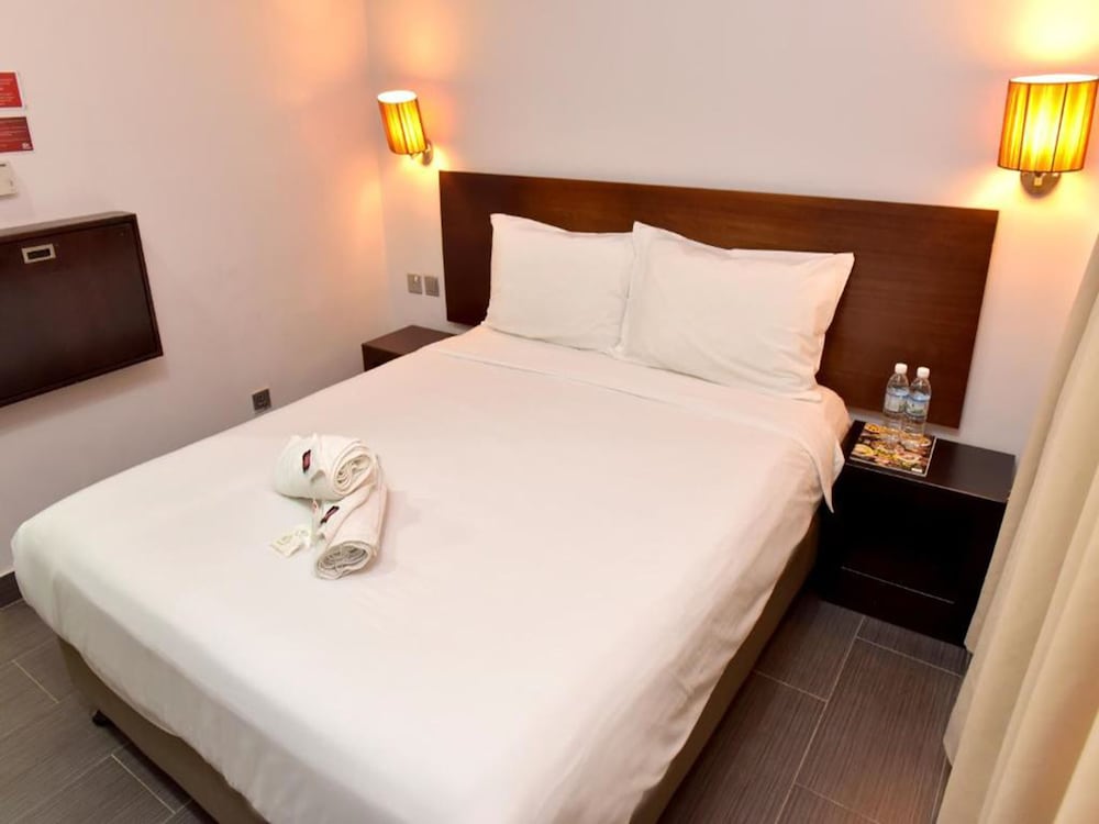Tune Hotel Waterfront Kuching 13/39