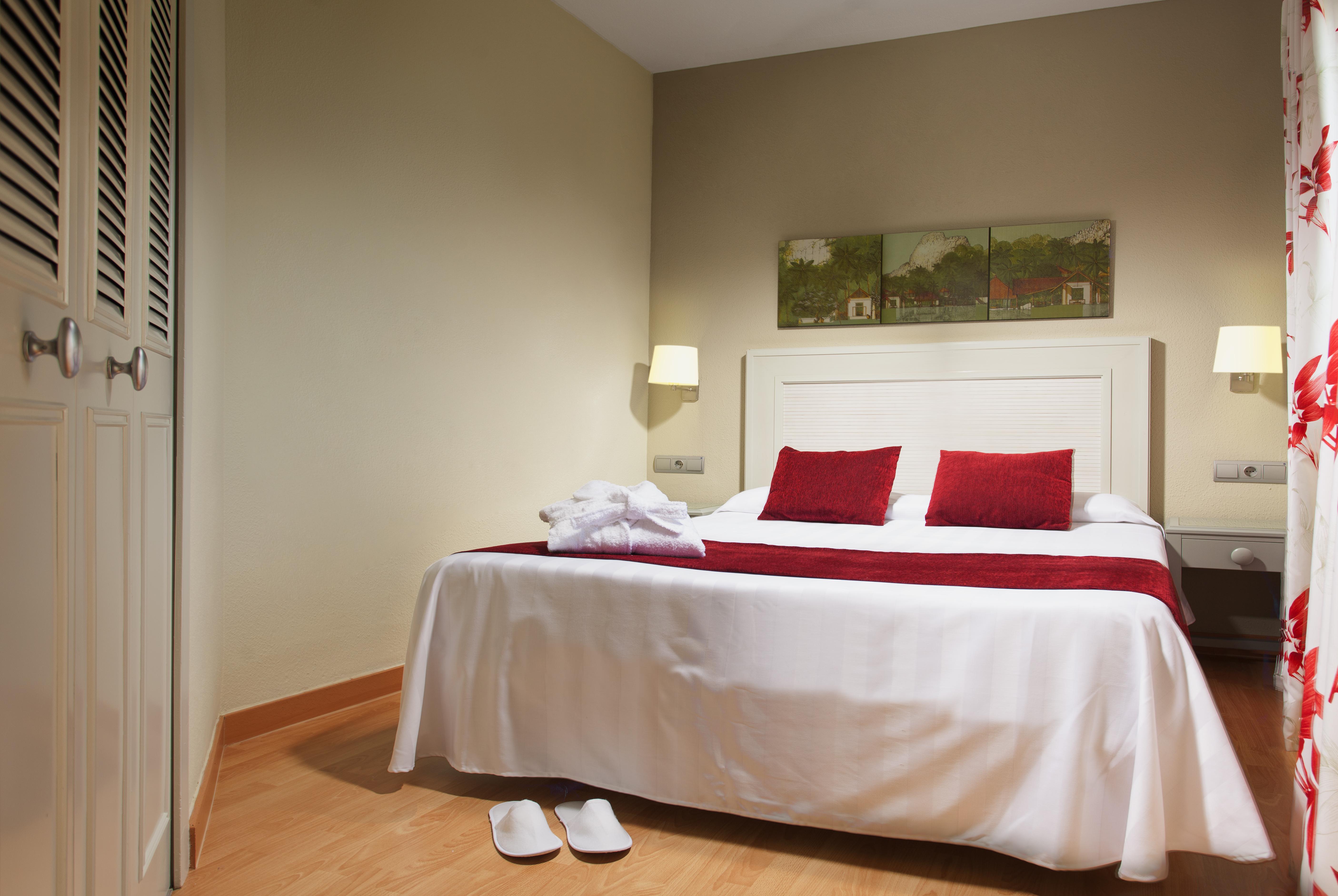 2 Bedrooms, Apartment, Sea View, Balcony or Terrace