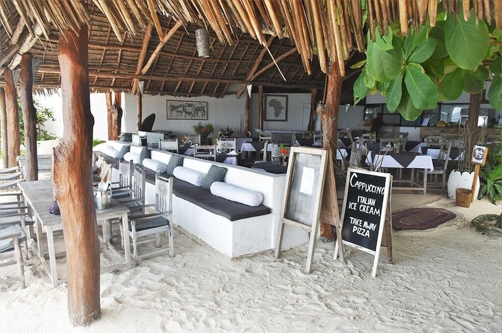 Sea View Lodge Boutique Hotel 56/76
