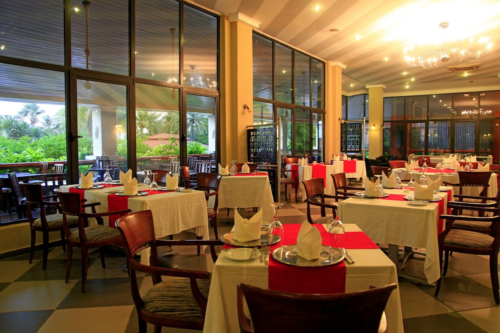 The Kairaba Beach Hotel 59/75