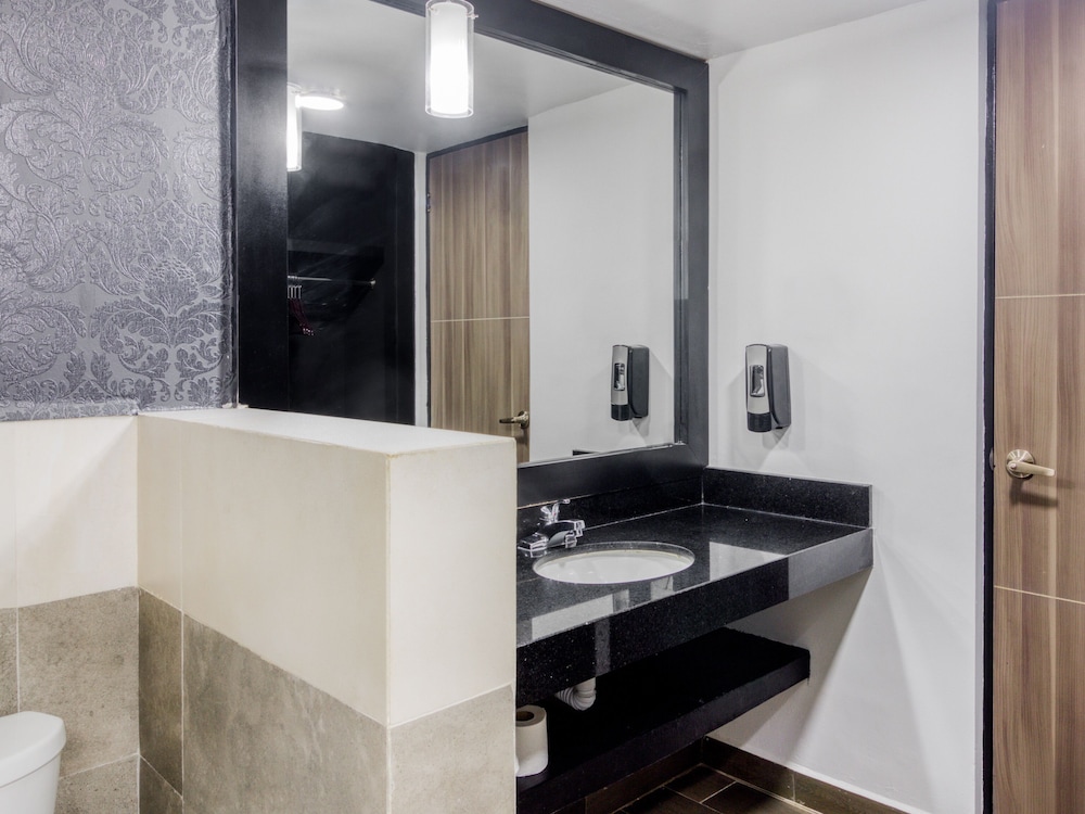 VN Hotel 53/56