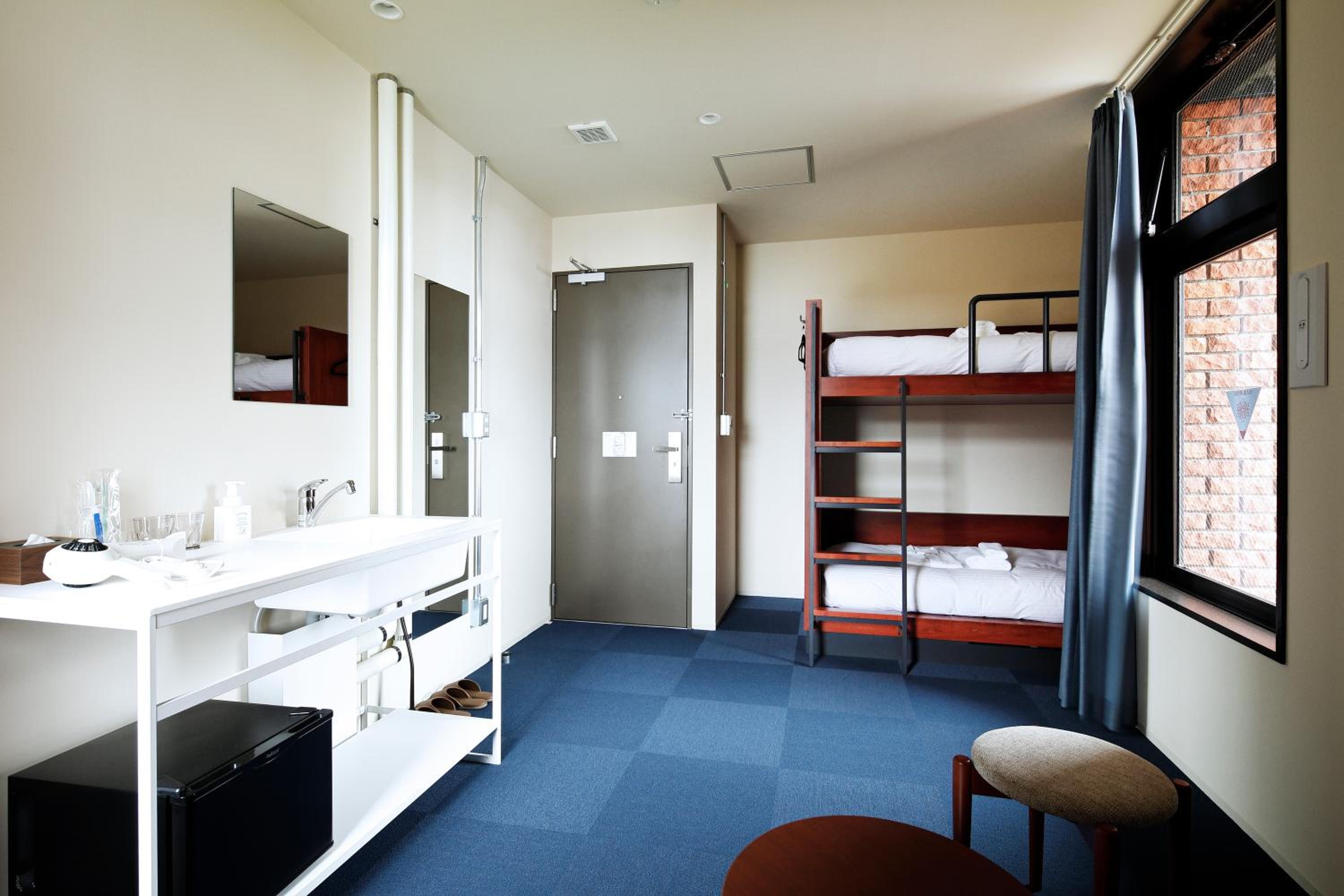 Economy, Twin Beds, Bunk Bed
