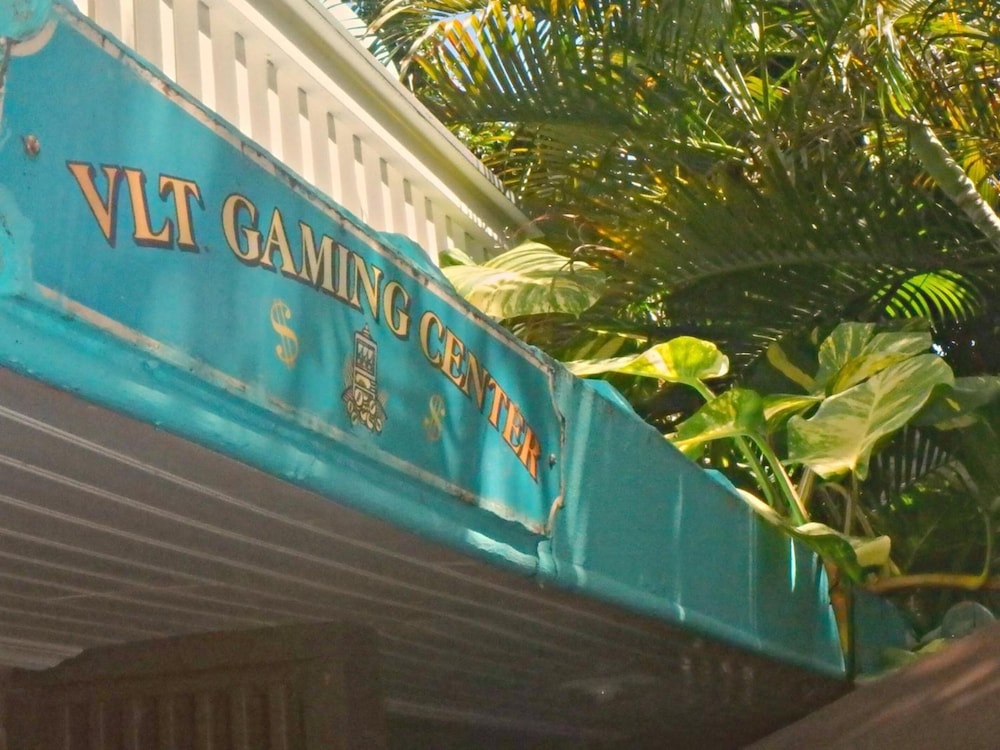 Flamboyan On the Bay Resort And Villas 7/61