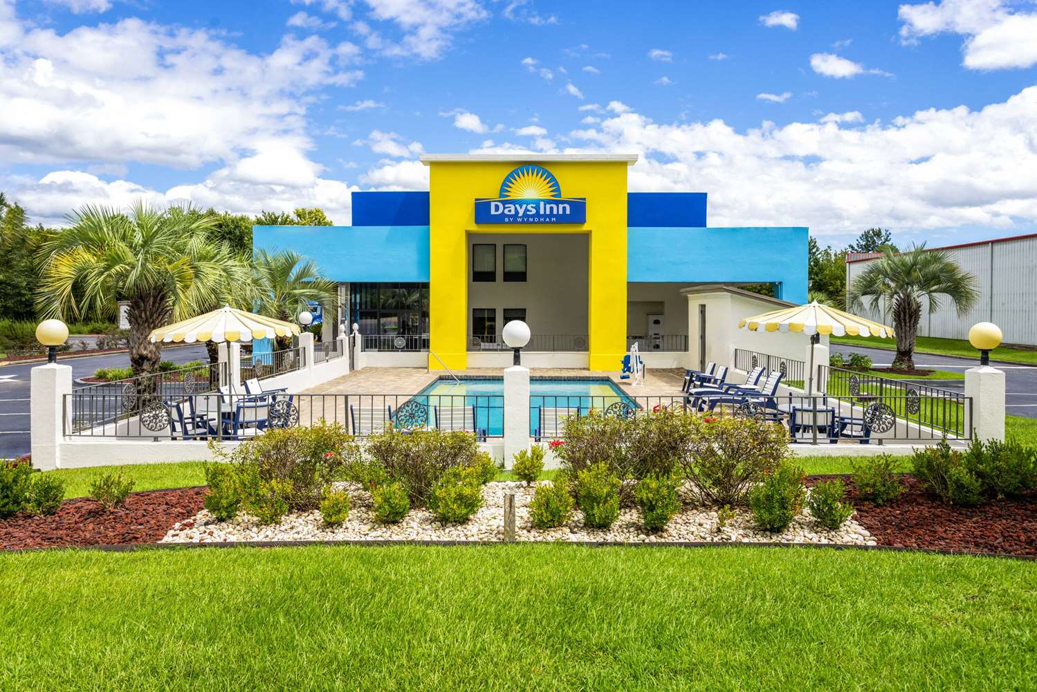 Days Inn By Wyndham Ladson Summerville Charleston 6/48