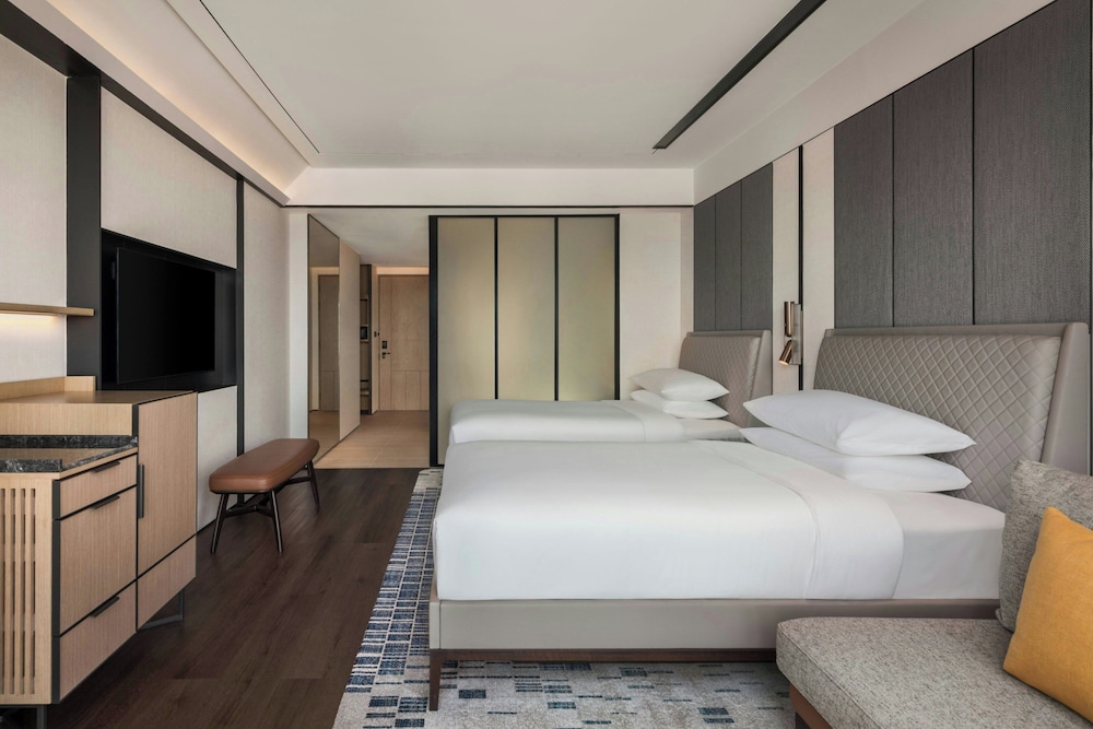 Executive, 2 Double Beds