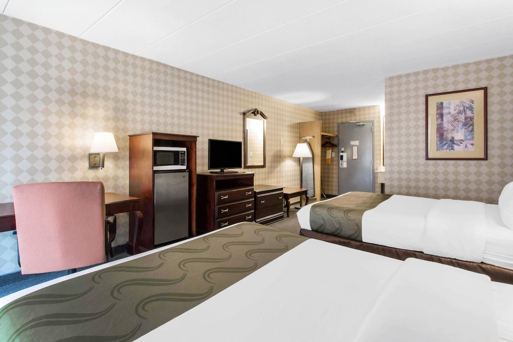 Quality Inn West Springfield 20/48