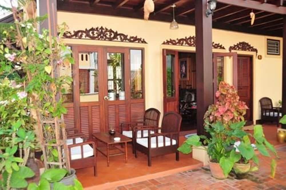 VILLA SENESOUK 12/62
