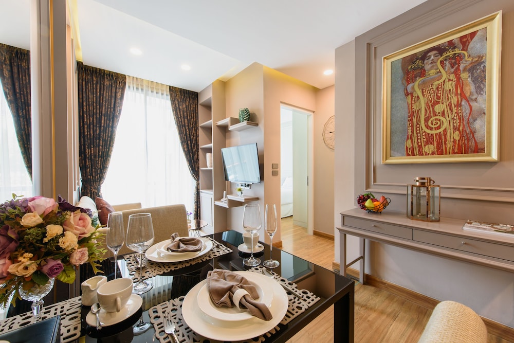 Parc Borough City Resort 65/74