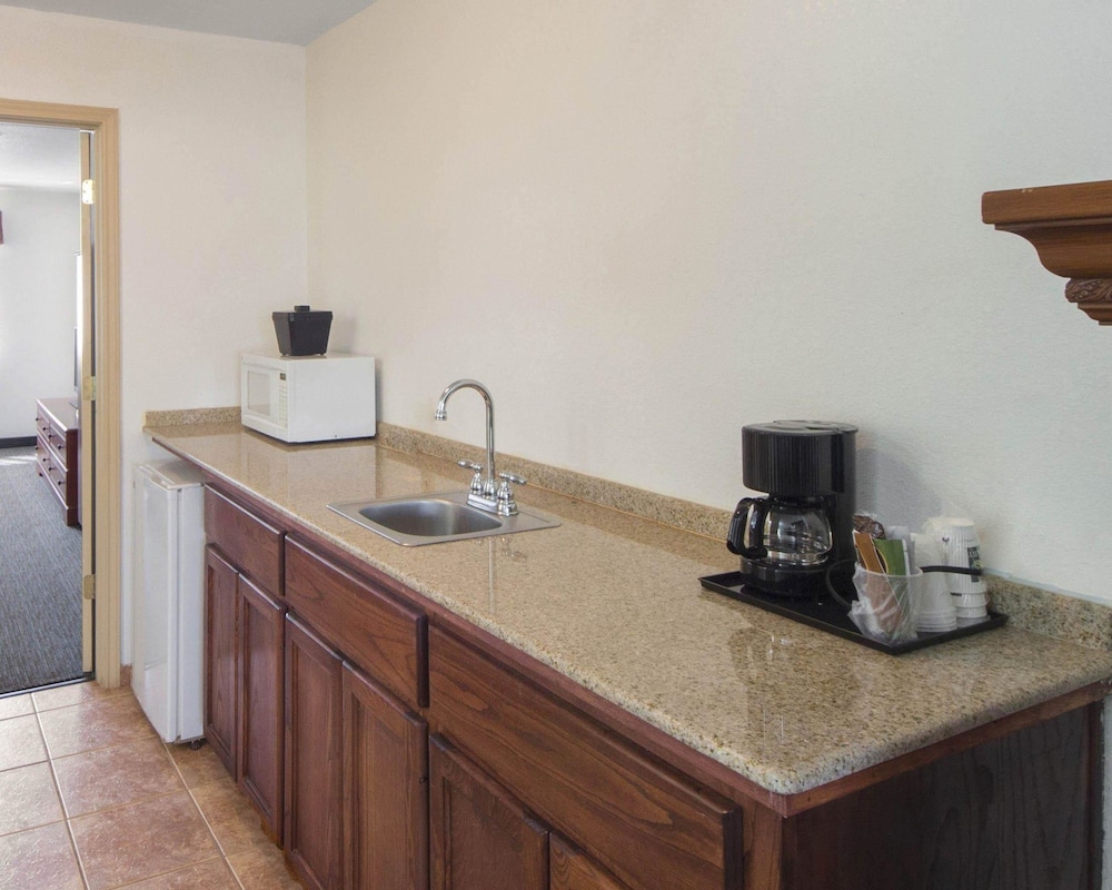 Quality Inn & Suites Rio Grande City, TX 29/39