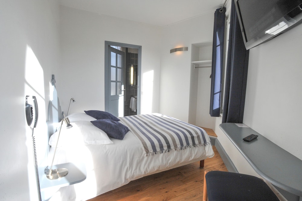 Hotel Des Falaises 16/49