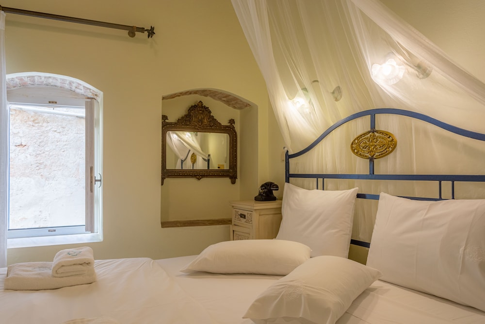 Pandora Suites 22/58