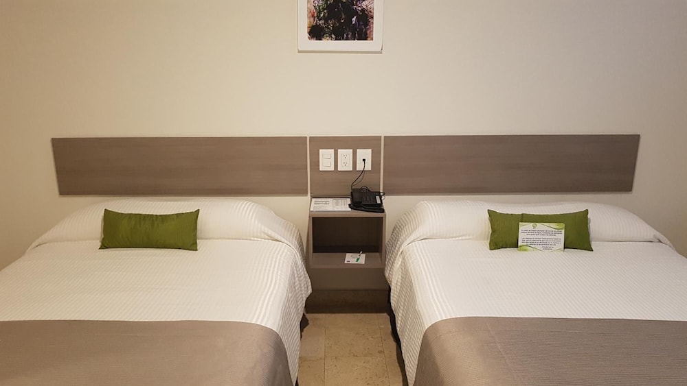 Sr Hotel 22/41