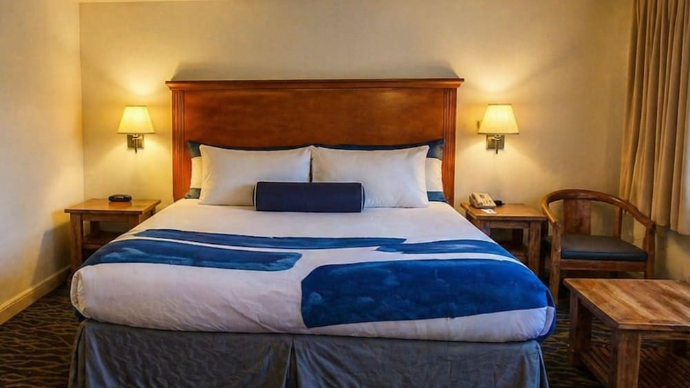 Pier Blue Inn Old Saybrook 9/36
