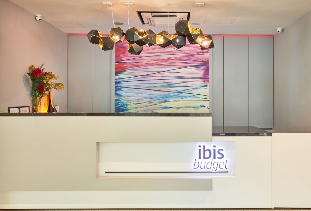 ibis budget Singapore Imperial 6/66
