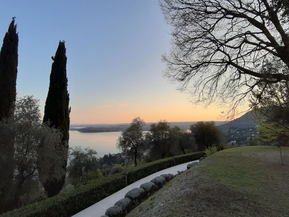Domina Borgo Degli Ulivi 52/71