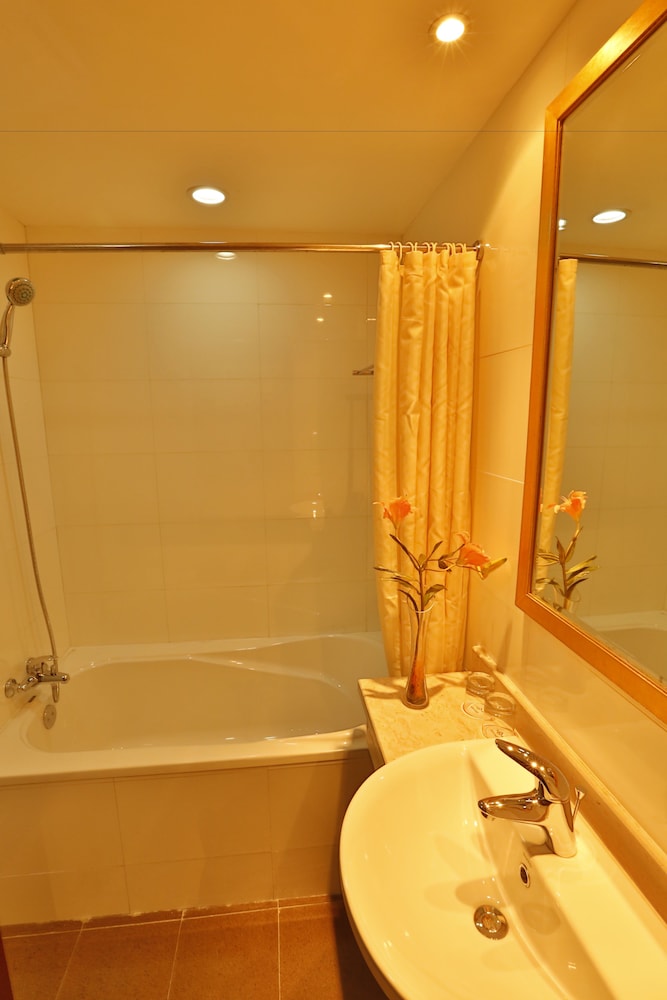 Rayfont Downtown Hotel Shanghai 28/28