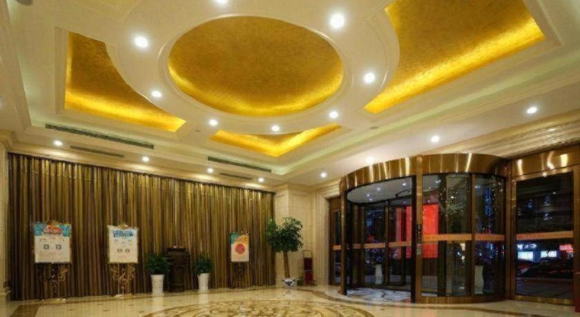 Vienna Hotel (Shanghai Hongqiao International Exhibition Center Huaxin) 6/28