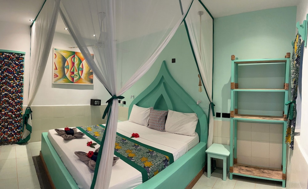 Blue Reef Sport And Fishing Lodge & Bungalows 13/49