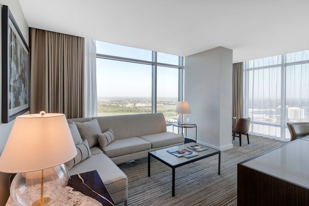 Omni Frisco Hotel 37/75