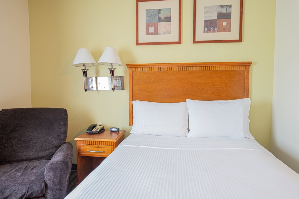 Candlewood Suites New Iberia 32/55